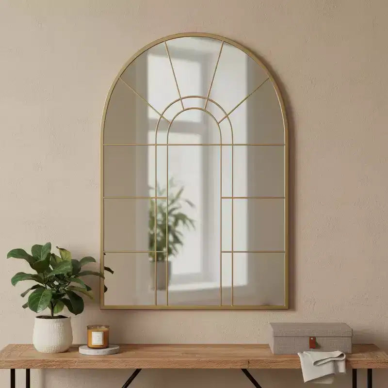 Specchio decorativo con cornice in metallo nero e pannelli effetto finestra ad arco, 41 pollici