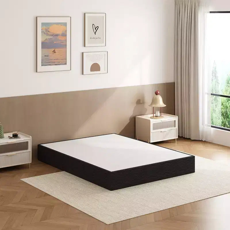 Rete a molle queen size, struttura in metallo rinforzato, dotata di rivestimento elastico con cappello a letto