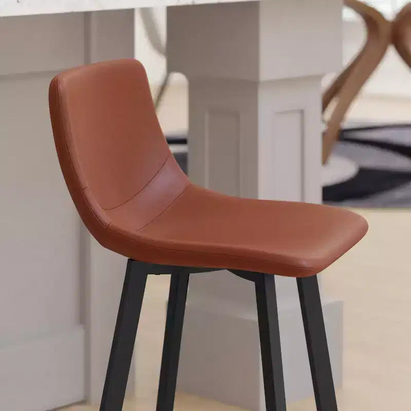 Set di due sgabelli da bar moderni imbottiti da 24", telaio in metallo opaco e piedini in plastica